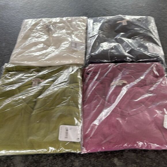 Free People Santa Clara Thermal in black BNWT - Picture 6 of 6